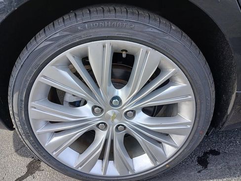 Used 2018 Chevrolet Impala Premier w/ Premier Confidence Package image 3