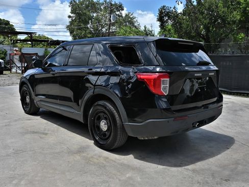 Used 2022 Ford Explorer 4WD Police Interceptor image 3