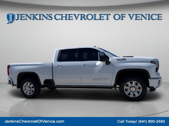 New 2026 Chevrolet Silverado 2500 High Country w/ High Country Premium Package AWD/4WD image 2