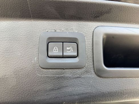 Used 2025 MAZDA CX-50 AWD 2.5 S w/ Preferred Package image 23