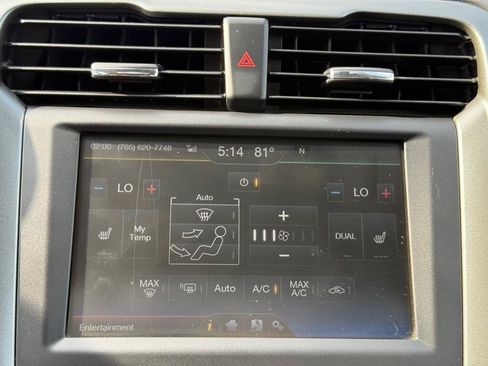 Used 2014 Ford Fusion Titanium FWD image 37