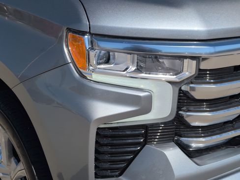 Certified 2025 Chevrolet Silverado 1500 High Country w/ High Country Premium Package image 11