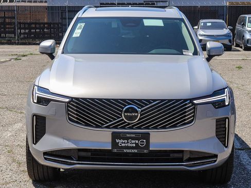 Used 2025 Volvo XC90 B6 Plus w/ Protection Package Premier AWD/4WD image 2