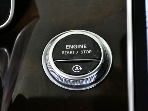 Used 2024 Mercedes-Benz S 580 4MATIC Sedan image 18