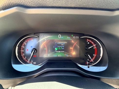 Used 2023 Toyota RAV4 LE FWD image 14