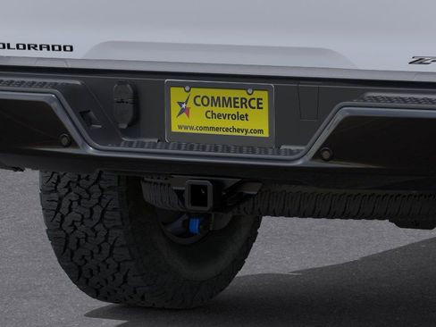 New 2026 Chevrolet Colorado ZR2 w/ Technology Package AWD/4WD image 15