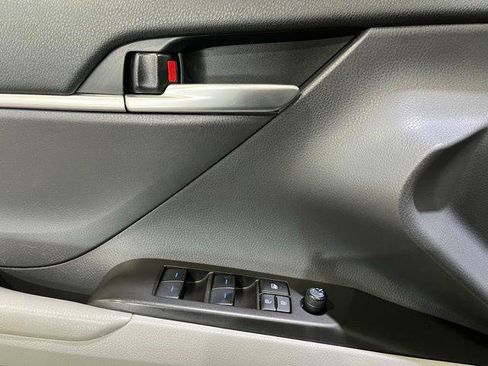 Certified 2023 Toyota Camry SE FWD image 12