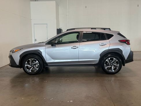 Used 2024 Subaru Crosstrek 2.0i Premium image 16
