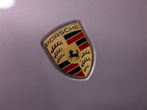 Used 2023 Porsche Taycan RWD image 19