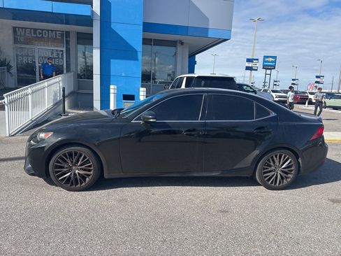 Used 2015 Lexus IS 250 image 4