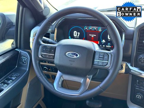 Used 2023 Ford F150 Lariat w/ Trailer Tow Package image 21