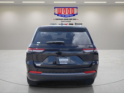 New 2026 Jeep Grand Cherokee Limited AWD/4WD image 4