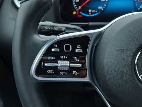 Certified 2023 Mercedes-Benz GLA 250 4MATIC w/ Premium Package image 21