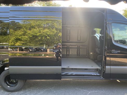 New 2024 Mercedes-Benz Sprinter 3500 image 6