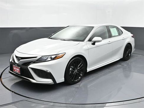 Certified 2024 Toyota Camry XSE image 1