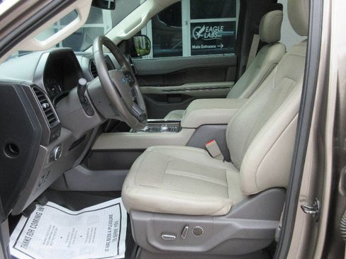 Used 2019 Ford Expedition Max Limited w/ Special Edition Package AWD/4WD image 9