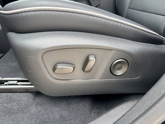 Used 2026 Buick Enclave Preferred FWD image 12