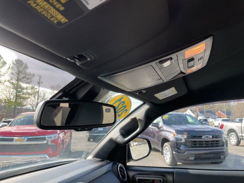 Used 2021 Toyota Tacoma TRD Sport w/ Technology Package image 24