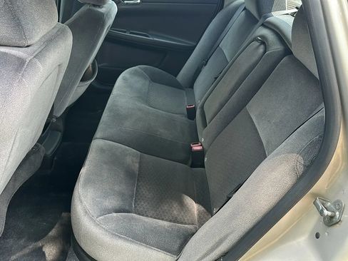 Used 2012 Chevrolet Impala LT FWD image 17