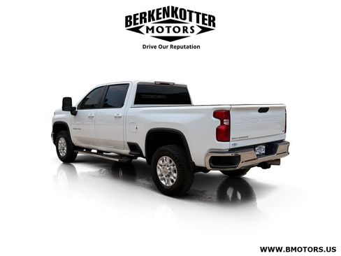 Used 2024 Chevrolet Silverado 2500 LT AWD/4WD image 5