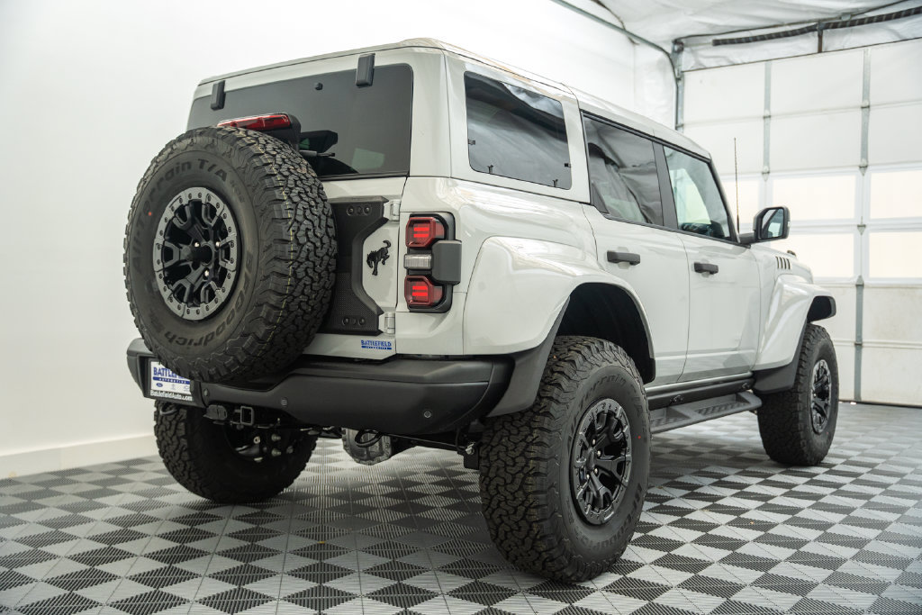 New 2026 Ford Bronco Raptor w/ Interior Carbon Fiber Pack AWD/4WD image 5