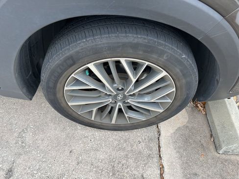 Used 2019 Hyundai Tucson Limited image 7