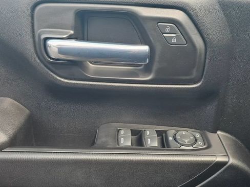 Used 2023 Chevrolet Silverado 1500 Custom AWD/4WD image 12