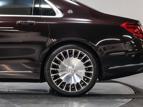 Used 2020 Mercedes-Benz Maybach S 560 4MATIC image 23