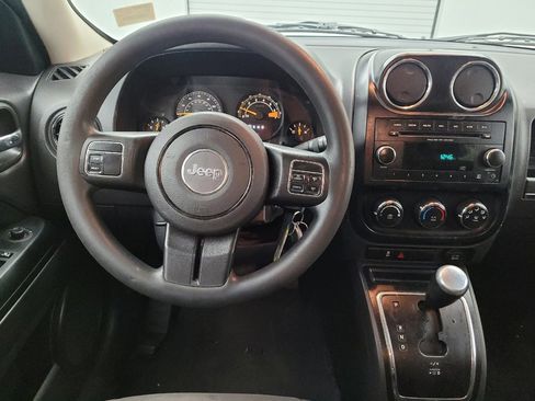 Used 2015 Jeep Patriot Sport w/ Power Value Group image 22