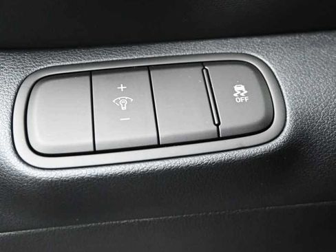 New 2026 Hyundai Venue SEL image 20