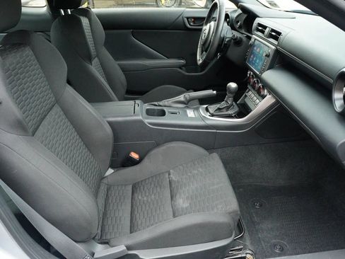 Used 2024 Toyota GR86 RWD image 26