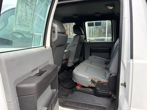 Used 2016 Ford F550 4x4 Crew Cab Super Duty image 34