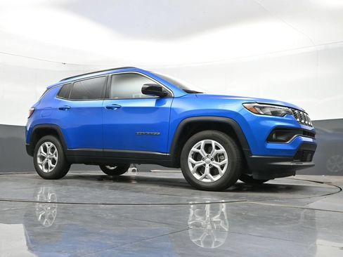 Used 2024 Jeep Compass Latitude AWD/4WD image 42