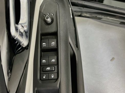 Used 2022 Jeep Compass Limited w/ Elite Group AWD/4WD image 18