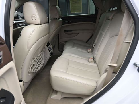 Used 2014 Cadillac SRX Luxury AWD/4WD image 6