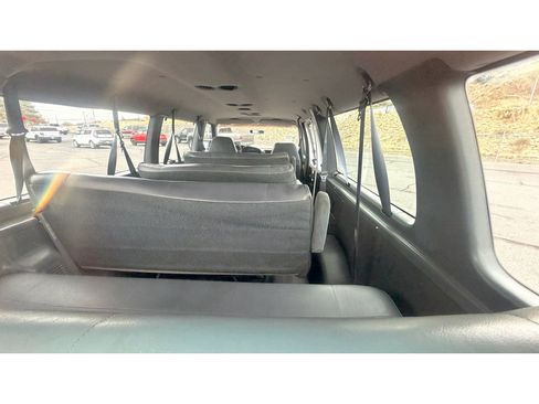 Used 1994 Ford E-350 and Econoline 350 Club Wagon image 16