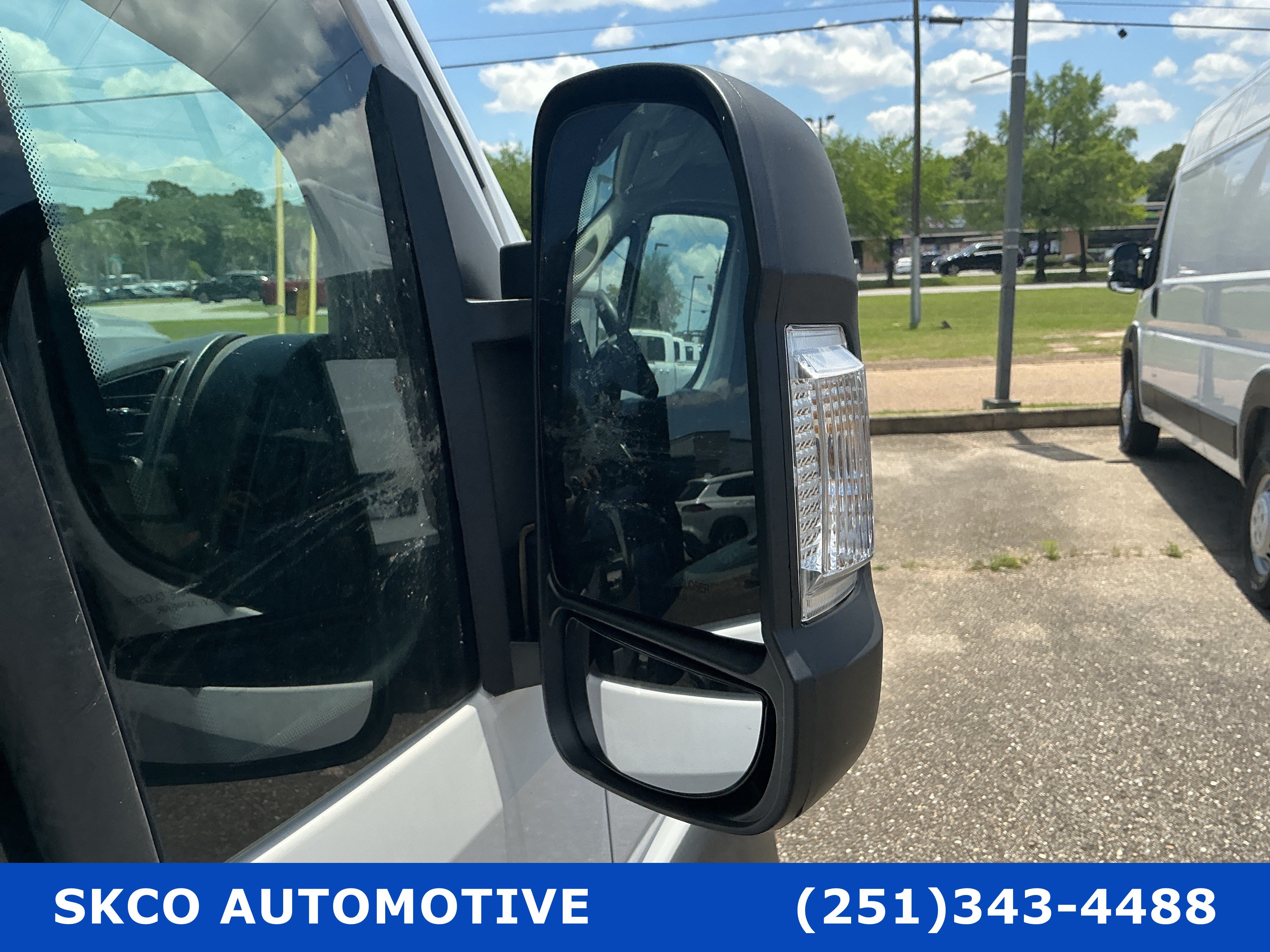 Used 2024 RAM ProMaster 2500 w/ Convenience Group FWD image 10