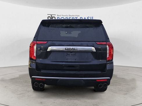 Used 2023 GMC Yukon XL Denali image 4