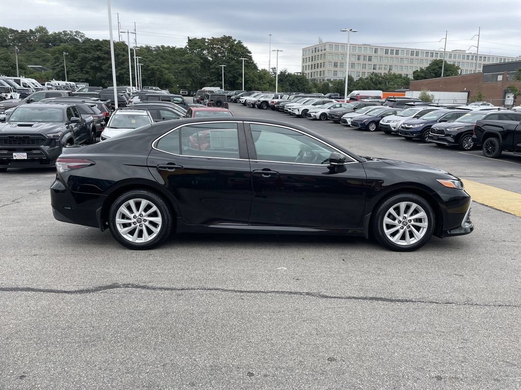 Used 2021 Toyota Camry LE w/ Cold Weather Package FWD image 7