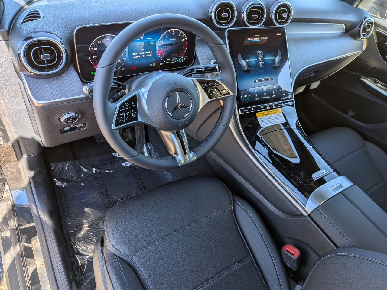 New 2027 Mercedes-Benz GLC 300 image 4
