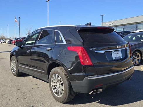 Used 2017 Cadillac XT5 Luxury w/ Driver Awareness Package image 5