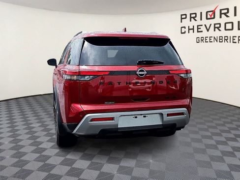 Used 2023 Nissan Pathfinder SL w/ Lighting Package (N92) AWD/4WD image 7