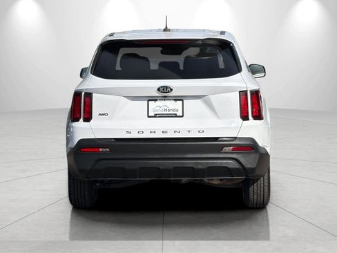 Used 2021 Kia Sorento LX AWD/4WD image 7