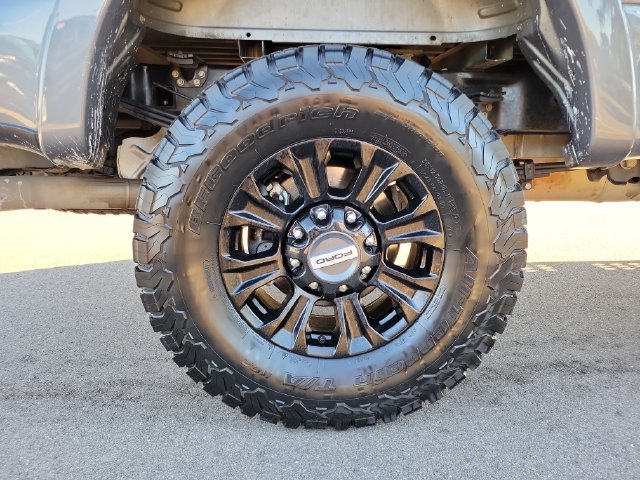 Certified 2022 Ford F350 Lariat w/ Tremor Off-Road Package AWD/4WD image 34
