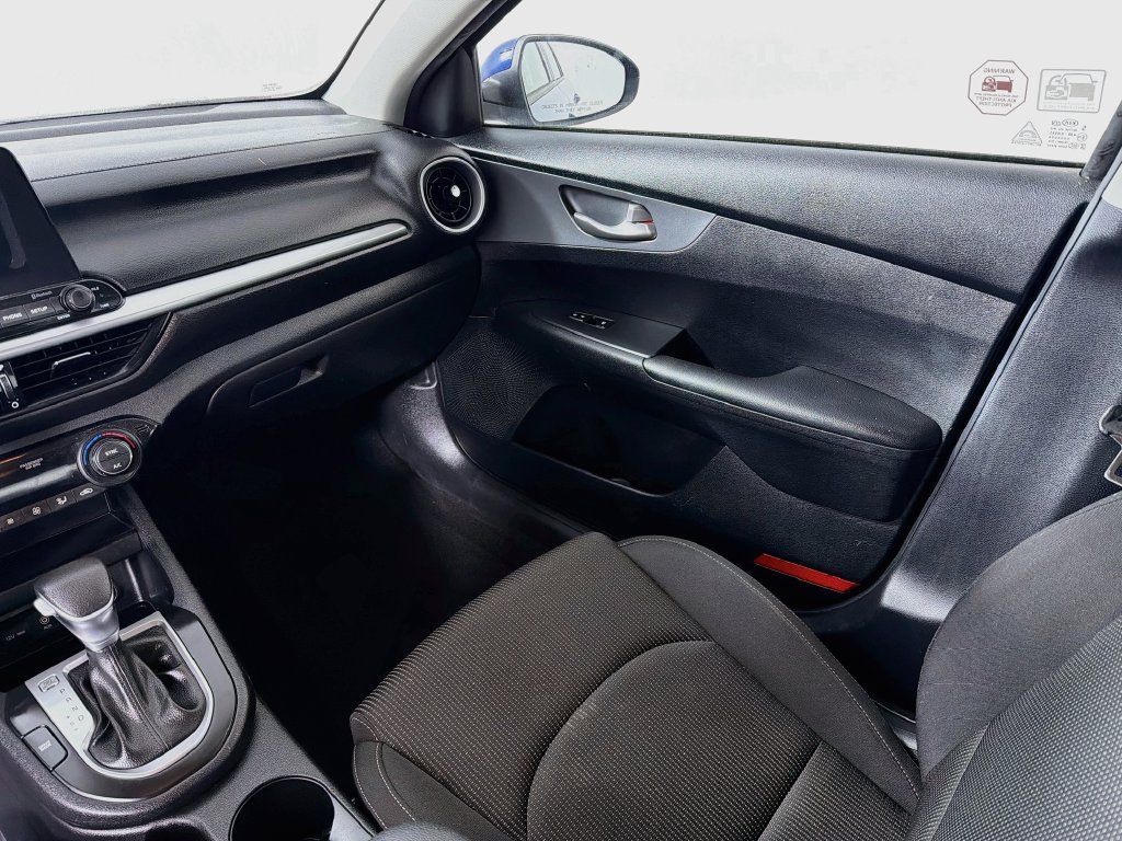 Used 2019 Kia Forte LXS FWD image 21