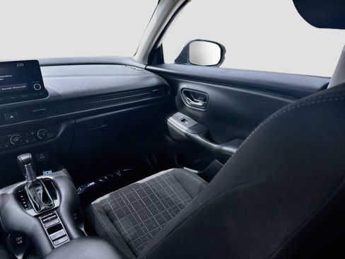 Used 2024 Honda HR-V LX image 21