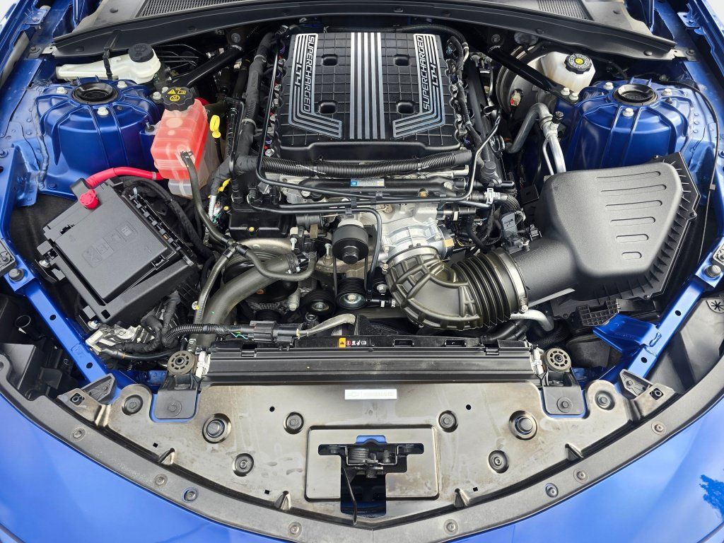 Used 2023 Chevrolet Camaro ZL1 RWD image 10