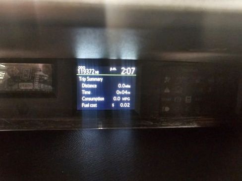 Used 2012 Toyota Prius C One image 16