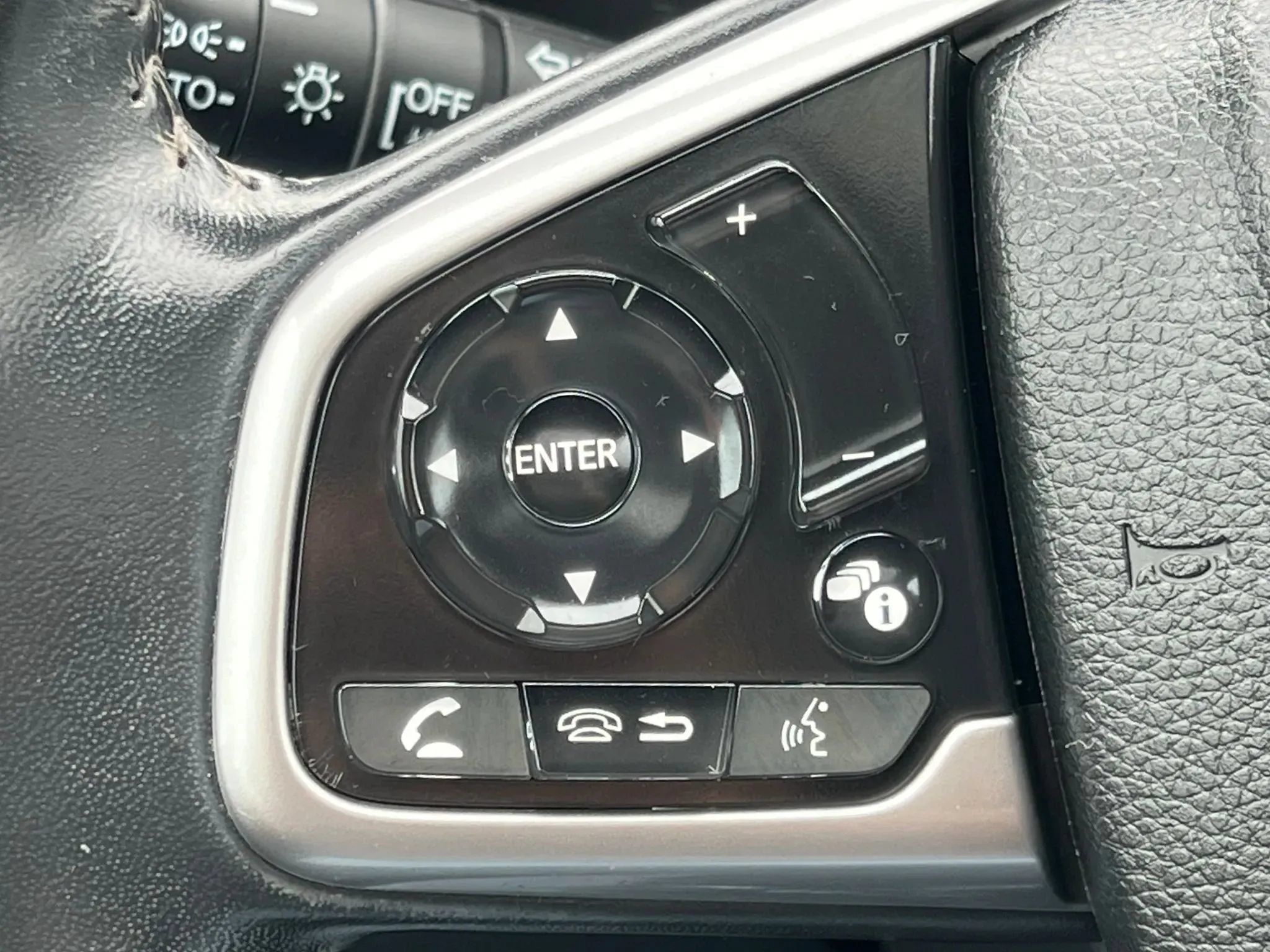 Used 2020 Honda CR-V EX-L image 23