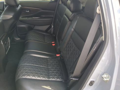 Used 2021 Nissan Murano Platinum w/ Cargo Package image 17